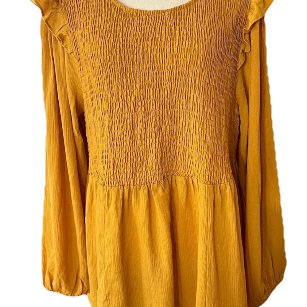 Torrid Peplum Crinkle Gauze Smocked‎ Womens Long Sleeve Mustard Yellow Size 2
